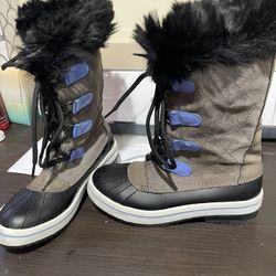Cat & Jack Snow Boots Size 2