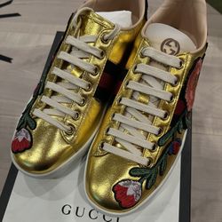Gucci Ace Gold Sneaker 