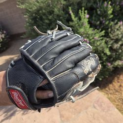 Rawlings Sure Catch 11" Youth Baseball Glove