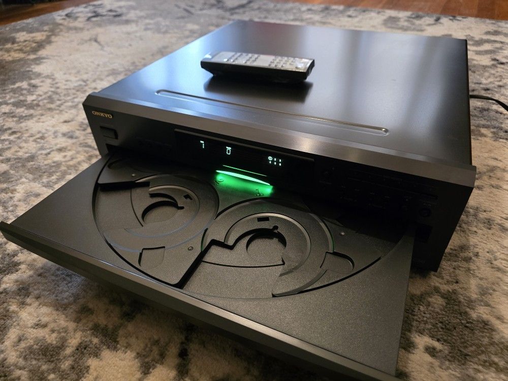 ONKYO DX-C390 6-Disc CD Carousel Changer Black