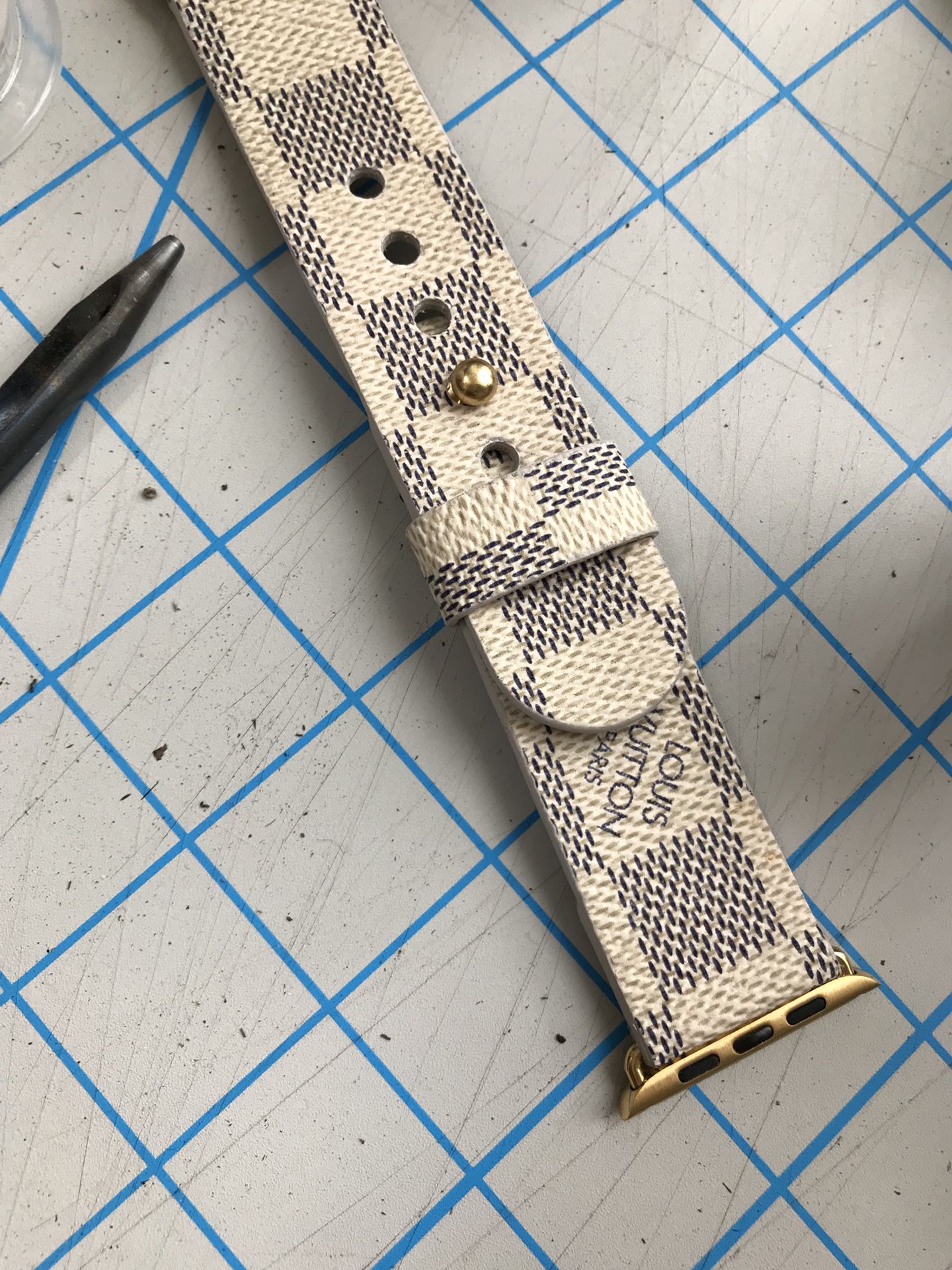 LOUIS VUITTON, GUCCI, BURBERRY, and MCM AUTHENTIC CUSTOM APPLE WATCH BANDS  for Sale in Los Angeles, CA - OfferUp