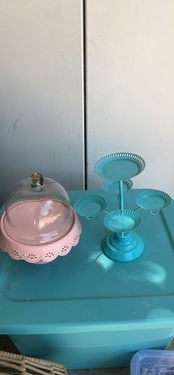 Cake stands