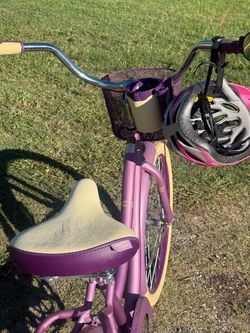 26” Huffy Women’s Cruiser Bike w/ Light-Up Mirror, Phone Holder & Basket