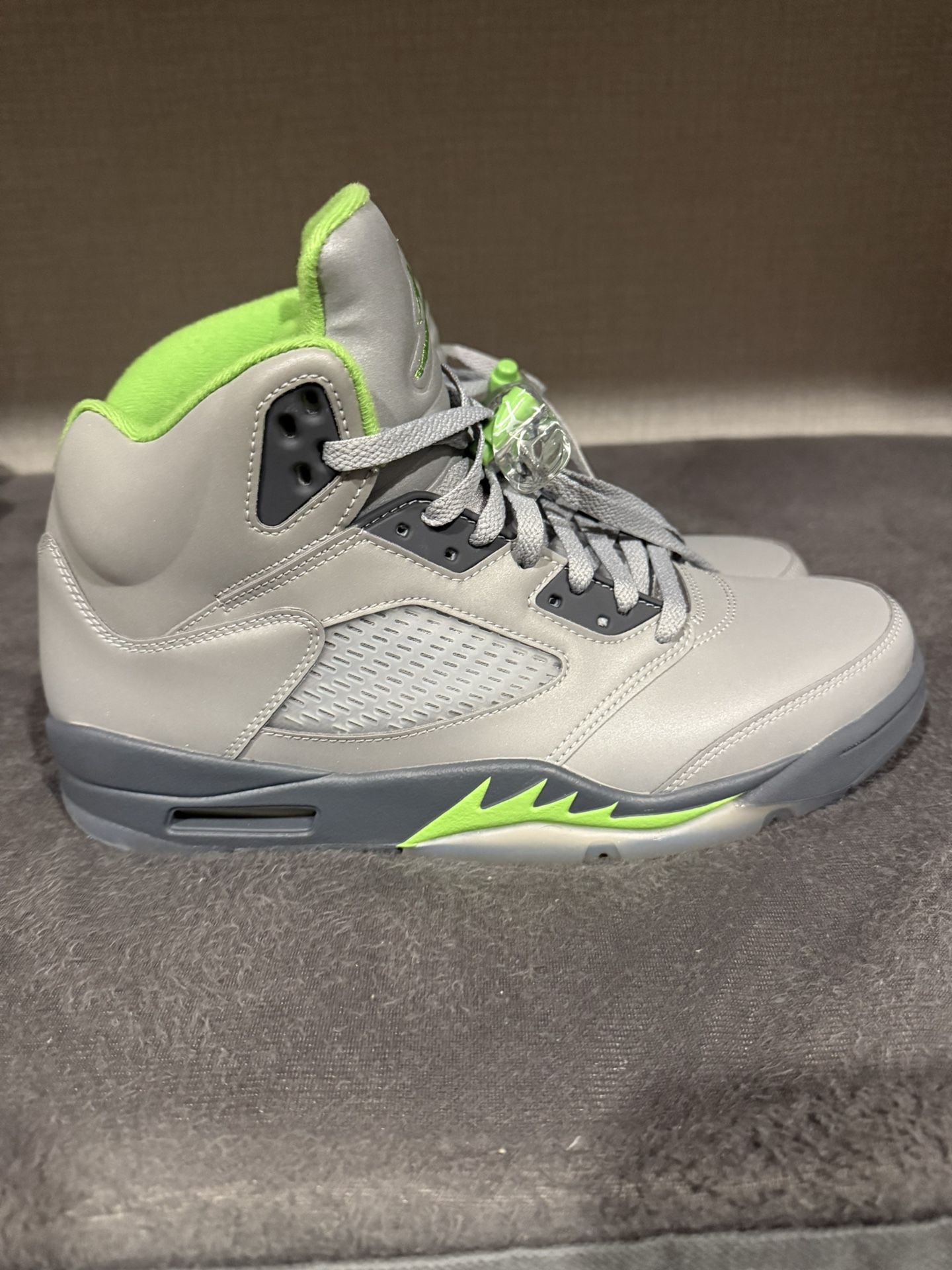 Air Jordan 5 Retro "Green Bean"
