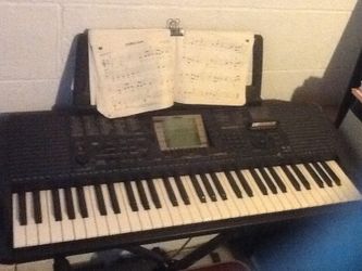 Yahmaha keyboard