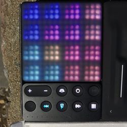 Roli sea board and light block set