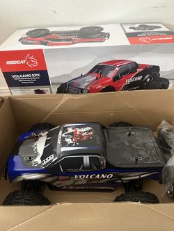 Volcano Epx monster truck       Ready to run