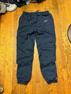 Reebok track pants vintage/Y2K athletic fit.