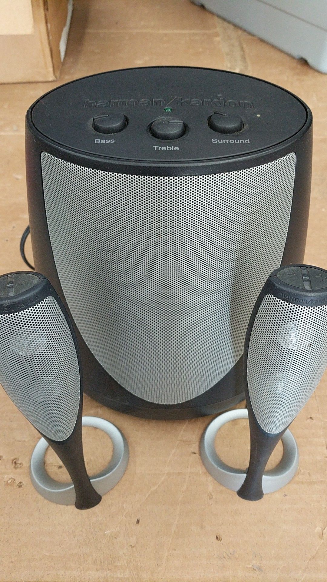 Harman Kardon HK695-01 Multimedia Computer Speakers