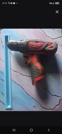 Milwaukee m12 drill