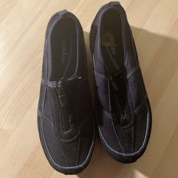 Never Worn $10 Work Shoes