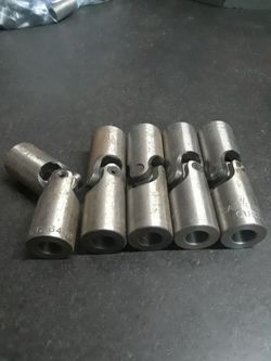 Steel universal join/rotula