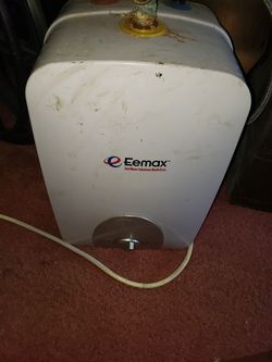 electric water heater 3month old Good