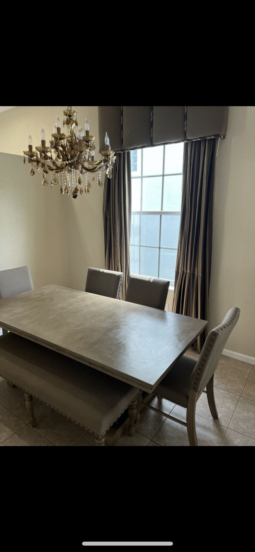 Rooms To Go Dining Table