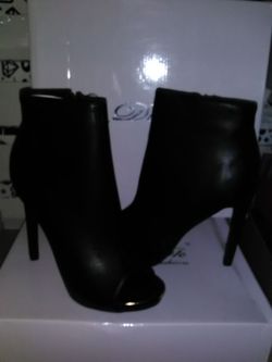Women's high heels