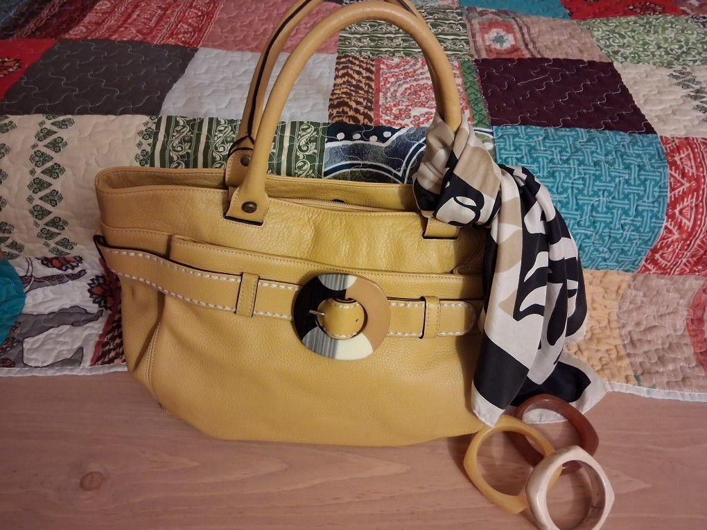 New Without Tags-Mustard Yellow Pebbled Leather Purse