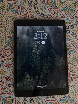 Apple iPad ( 9th generation ) space gray