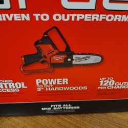Milwaukee Fuel M12 Hatchet Tool Only