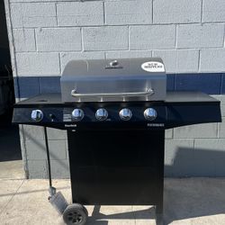 Char-Broil Performance Series Black 4-Burner Liquid Propane Gas Grill with 1 Side Burner