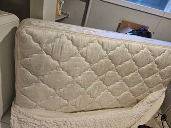 Twin beautyrest mattress