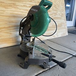 Hitachi Drill Saw 
