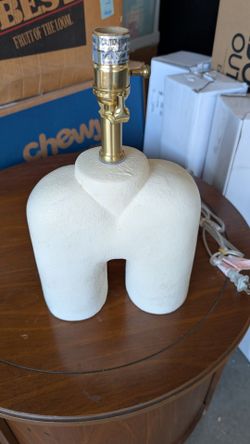 Modern lamp base white ceramic