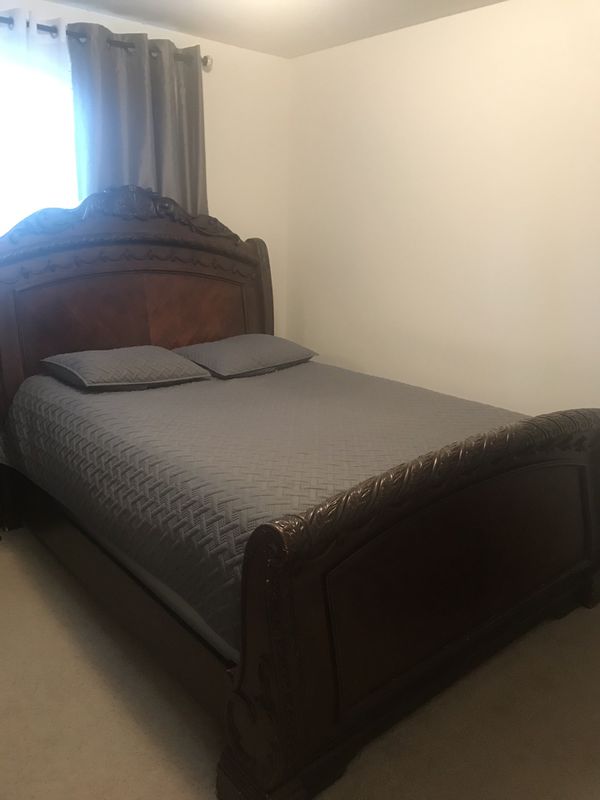 Nice furniture good condition for Sale in St. Louis, MO - OfferUp