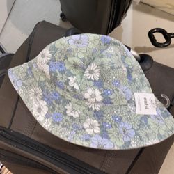 Bucket Hat 