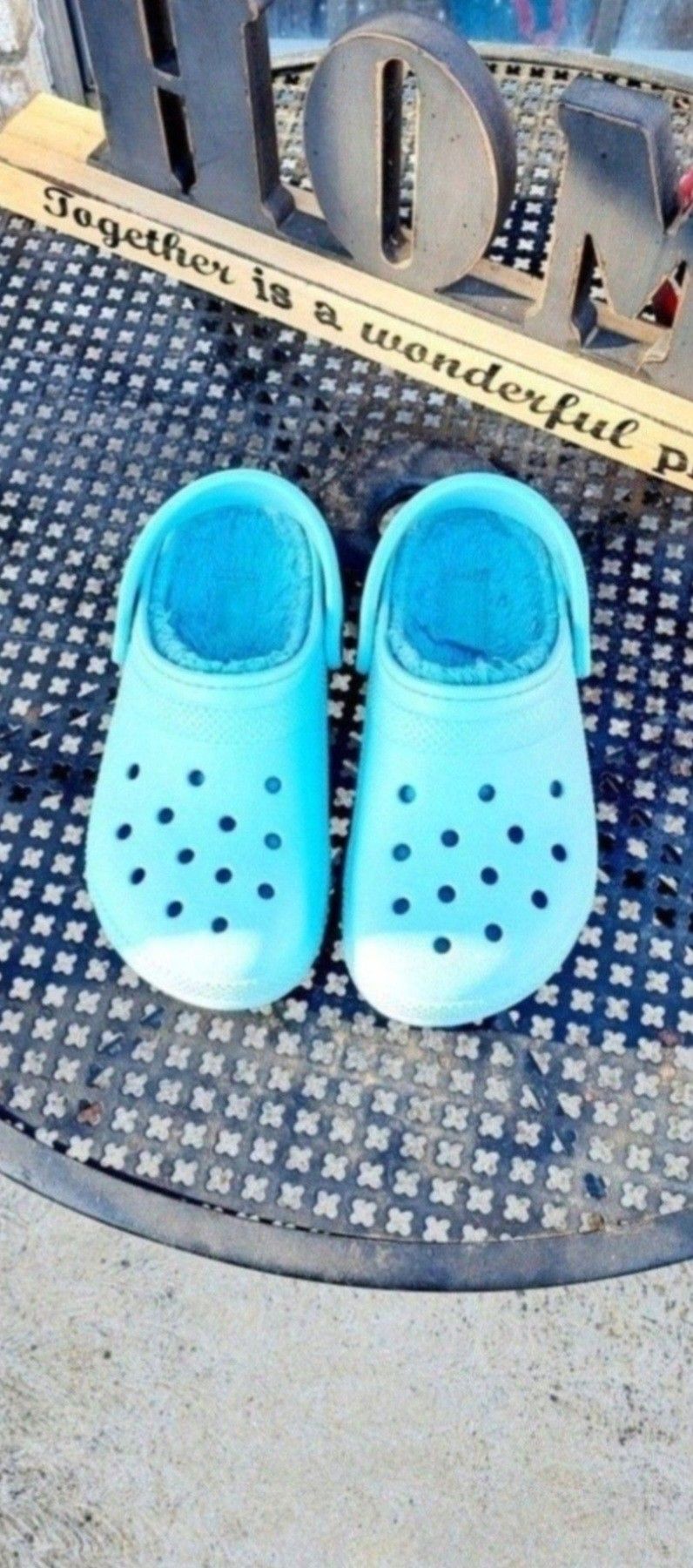 Classic Lined Crocs Size 8