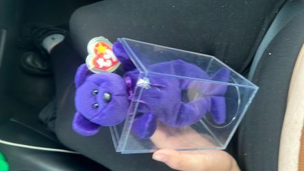 Princess Diana TY Beanie Baby Purple Bear w/ Tag & Display Case - Mint Condition