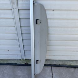 2018-2020 Nissan Rogue Retractable Cargo Cover  OEM