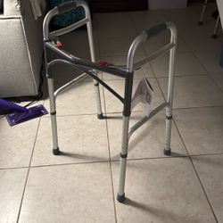 Folding Walker 