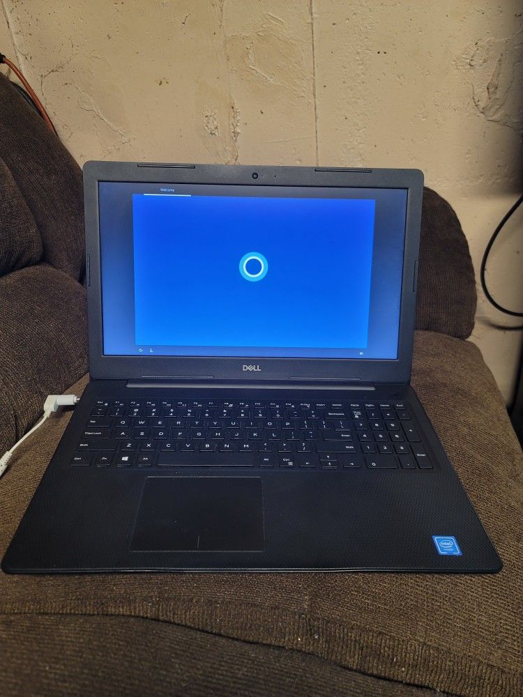 Laptop Dell Inspiron 3582