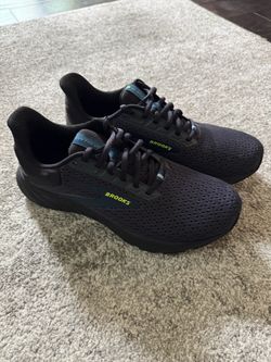 Brooks Anthem Running Sneakers