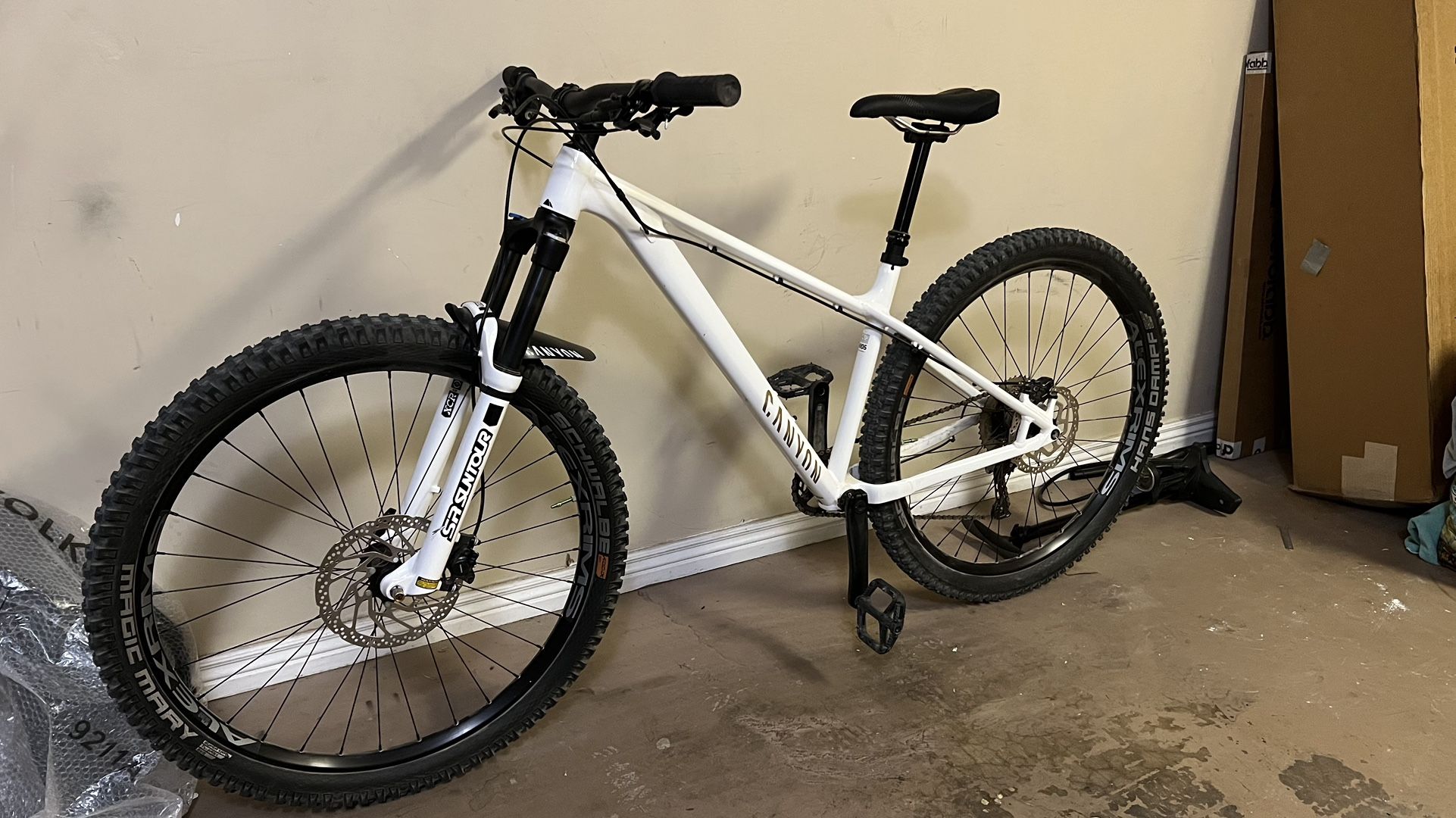 Canyon Stoic 2 ( Plus Upgrades) for Sale in Phoenix, AZ