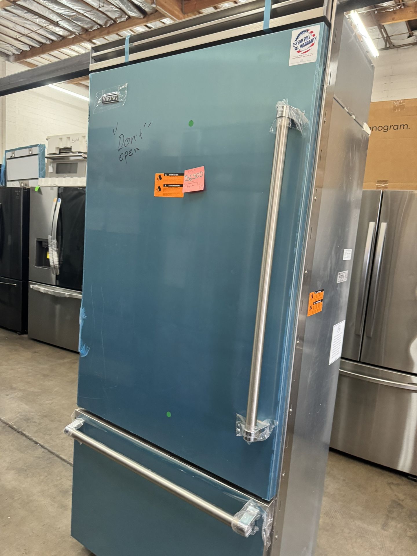 VIKING. BUILT-IN—BOTTOM. FREEZER REFRIGERATOR. 36”