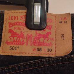 Levi 501 Men's Size 35x30 $20.00