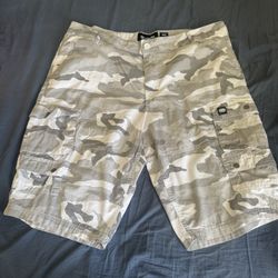 Camo shorts Ecko United 