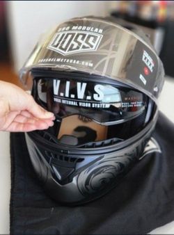 Motorcycle Helmet NEW With Spare Visor