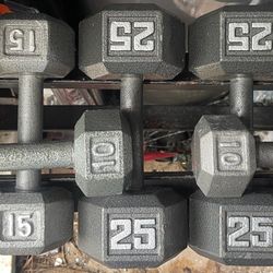 SET  OF  DUMBBELL  EXERCISE  WEIGHTS :   (PAIRS OF)  25s = $75  /    15s  = $40   /  10s = $25  *** Will Sell Separately*** 