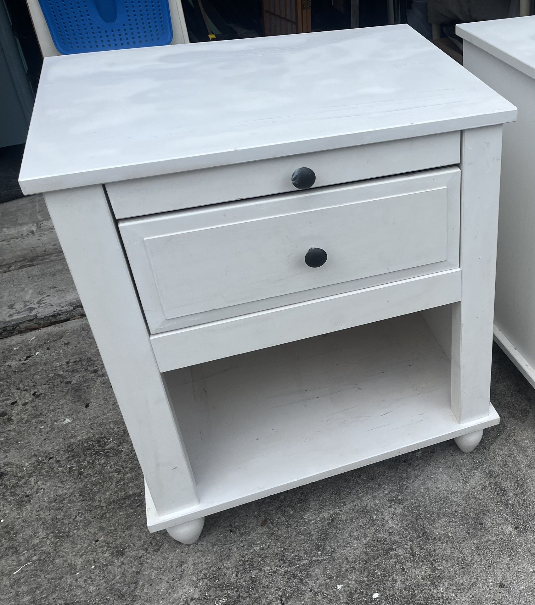 (1) IKEA White Nightstand End Table 25x19x29