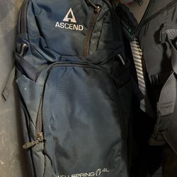 Ascend And Ospreys Hydra packs