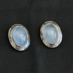 Ellen Designs Silver Tone Clip On Sapphire Blue Glass Women Earrings Accessory