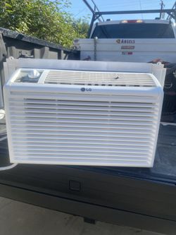 Window AC unit