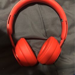 Beats Solo Pro