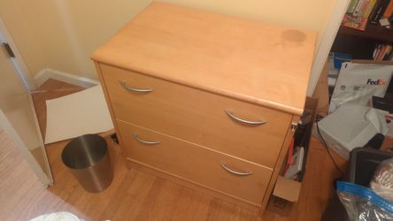 2-Drawer Wood Filing cabinet with Silver Handles