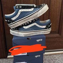 Pearlized Vans Size 6