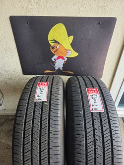 265/70/16 Hankook Tires (2)