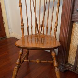 2 Antique Chair 