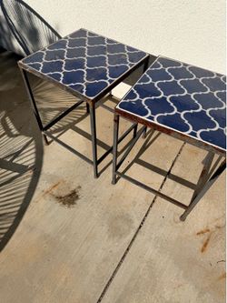 Outdoor side tables